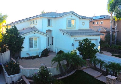 Beautiful House - Close to Everywhere with Mountain Views – photo 1