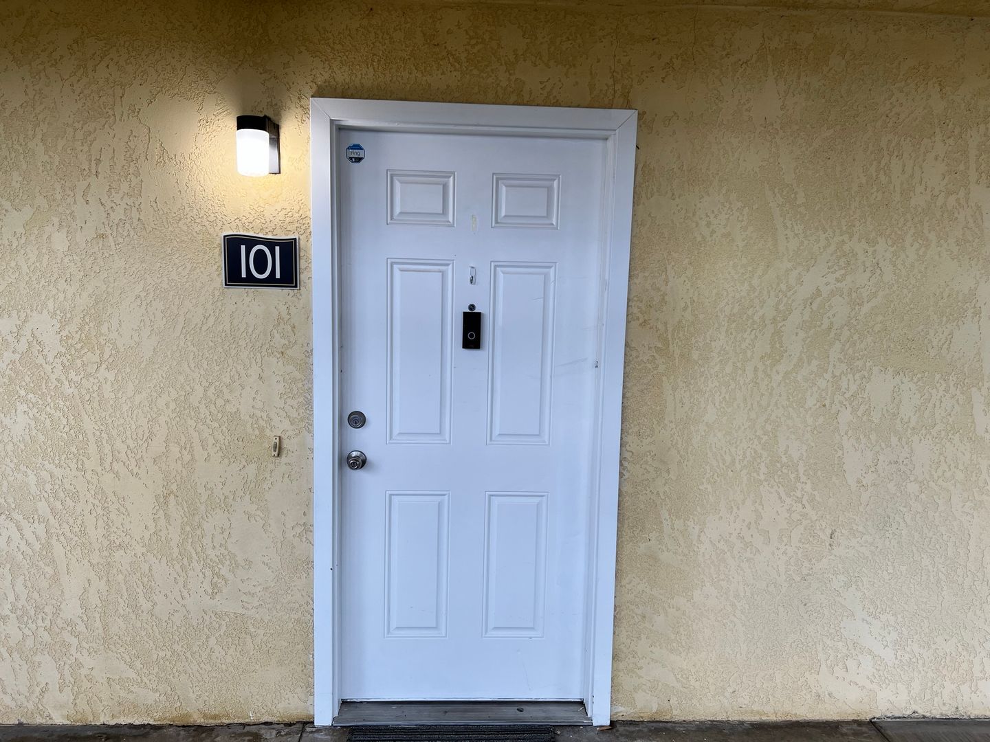 Turlock Apartment: 1119 Pedras Road #