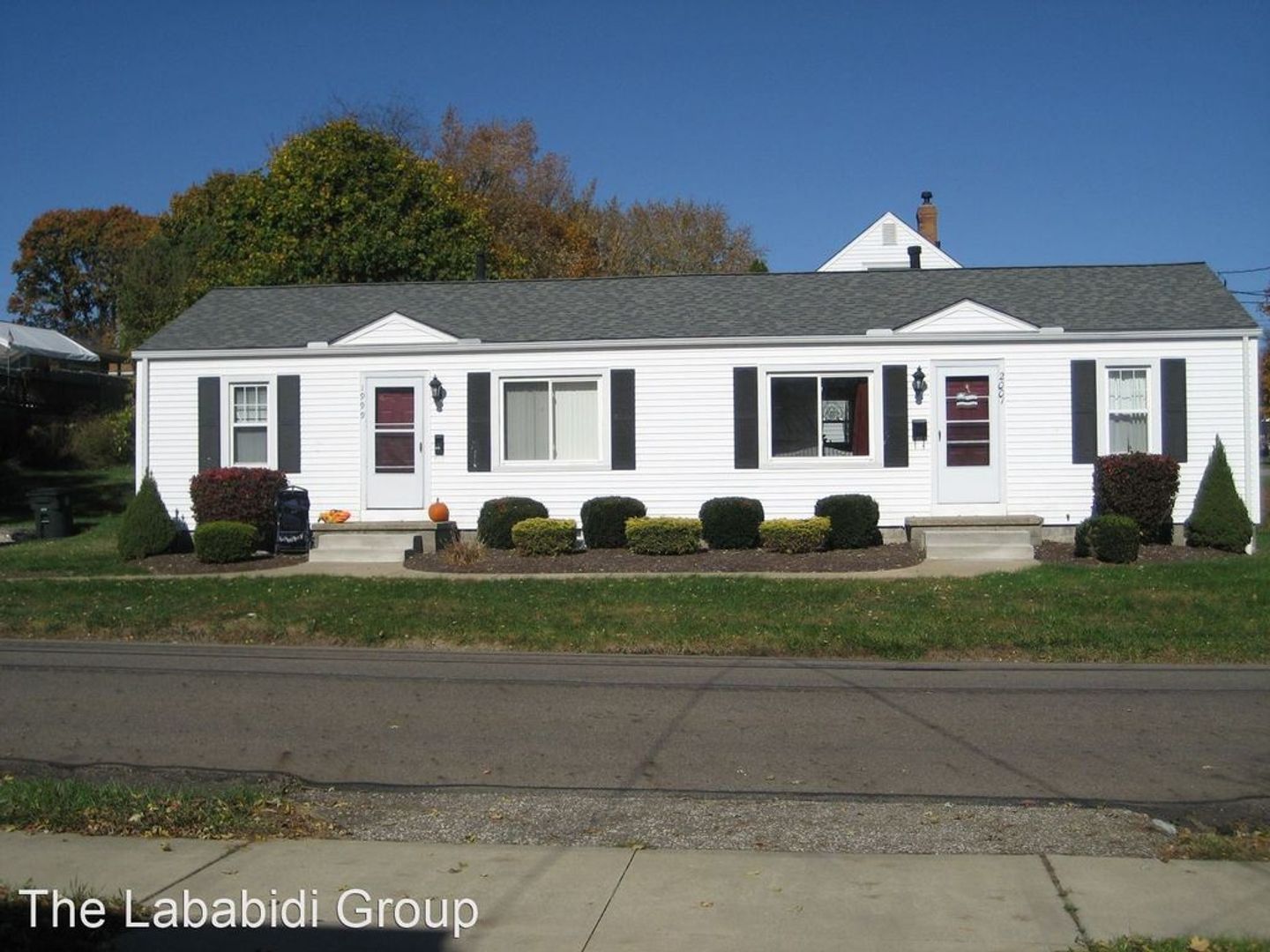 Akron Apartment: 1999 Cramer Avenue