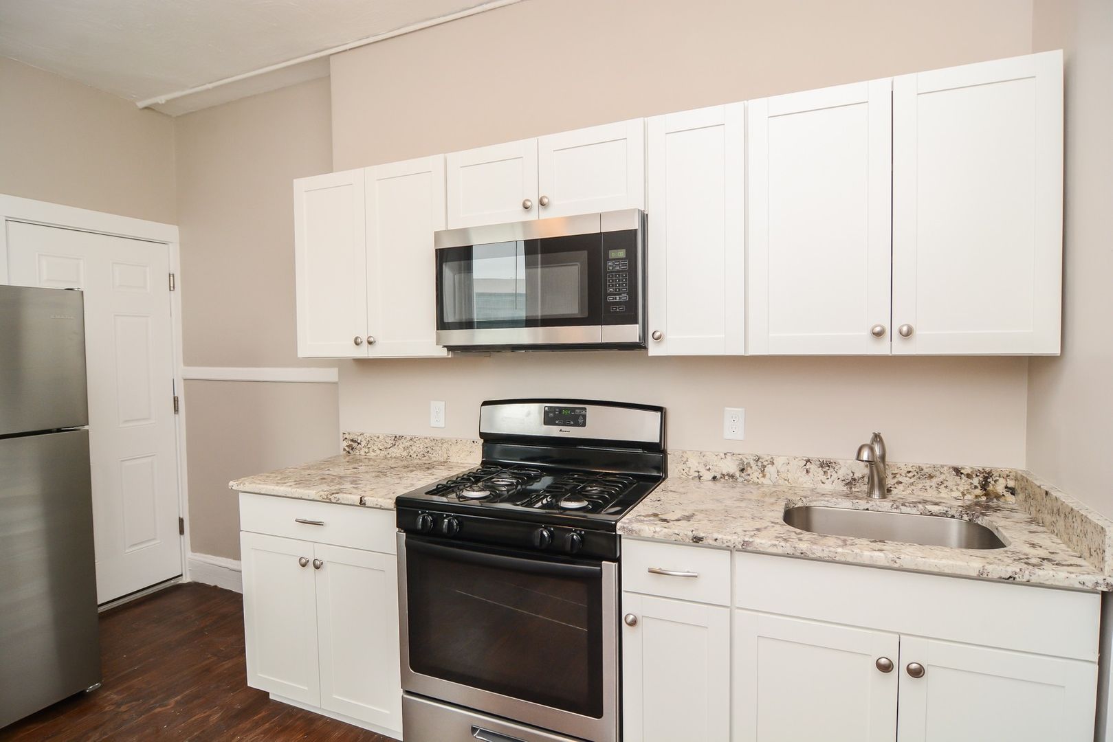 Lowell Apartment: 197-201 Appleton Street