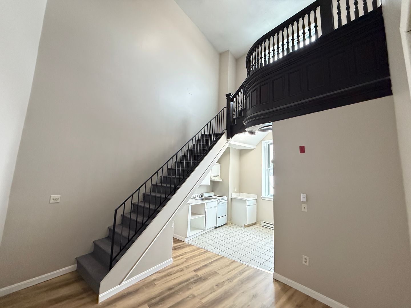 Lowell Apartment: 92 Gorham Street