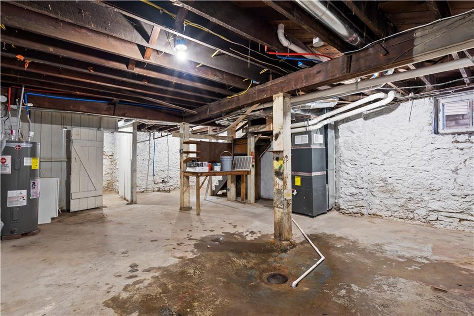 Kansas City House: 4219 Mercier St