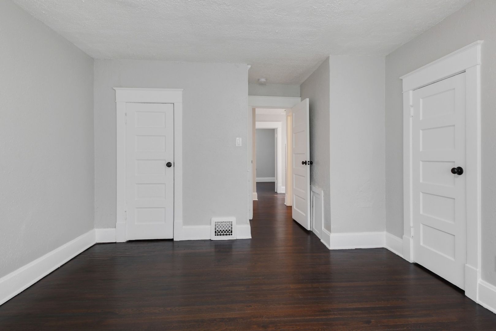 Kansas City House: 737 Greeley Ave