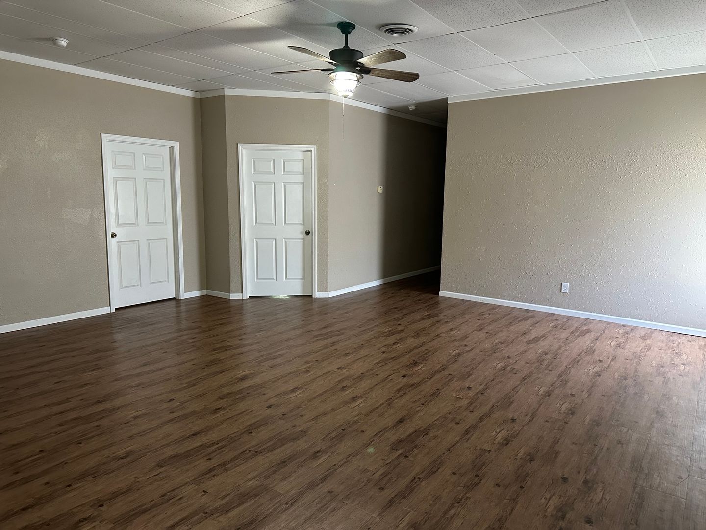 Lebanon House: 466 McPhail