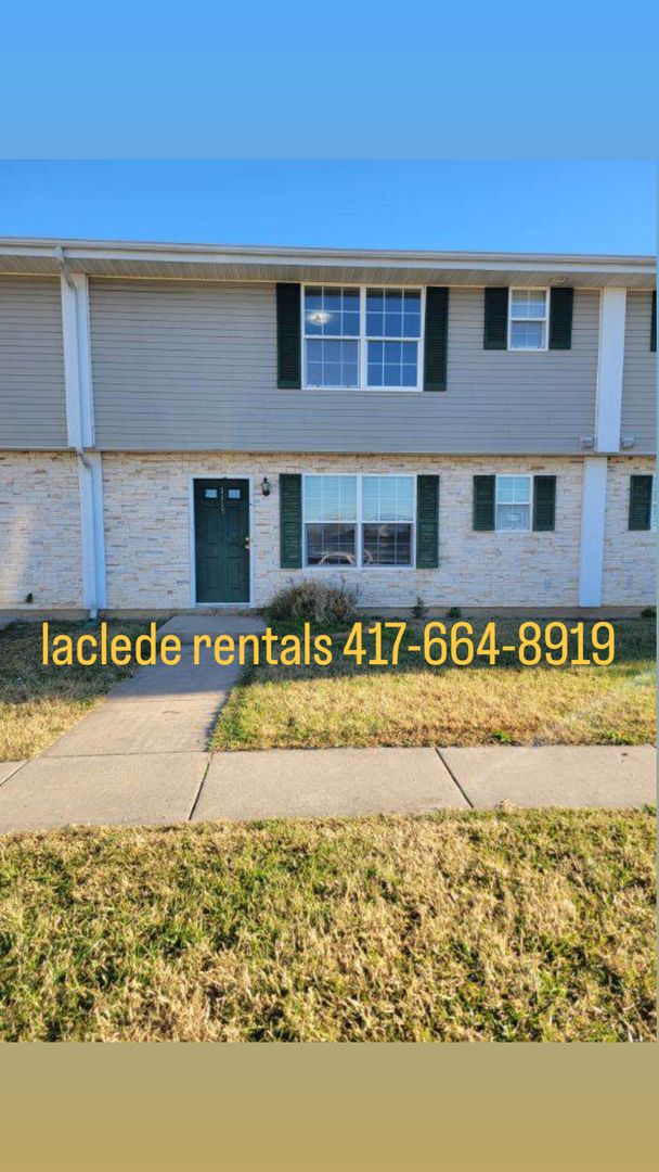 Lebanon House: 1115 Glenridge