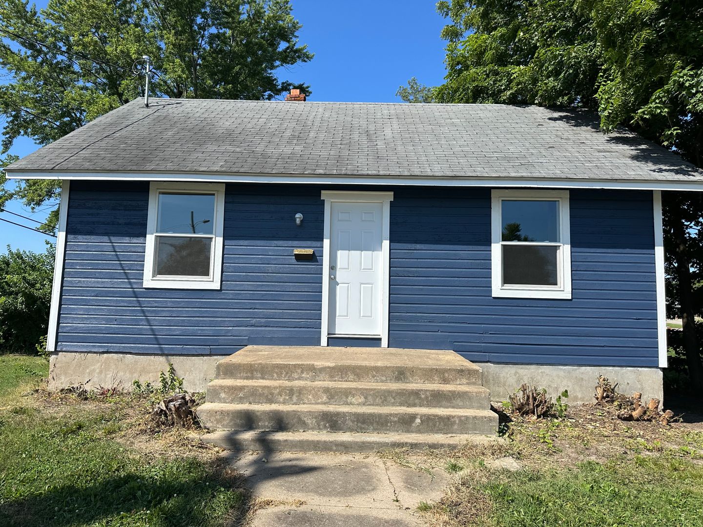 Lebanon House: 607 N. Adams