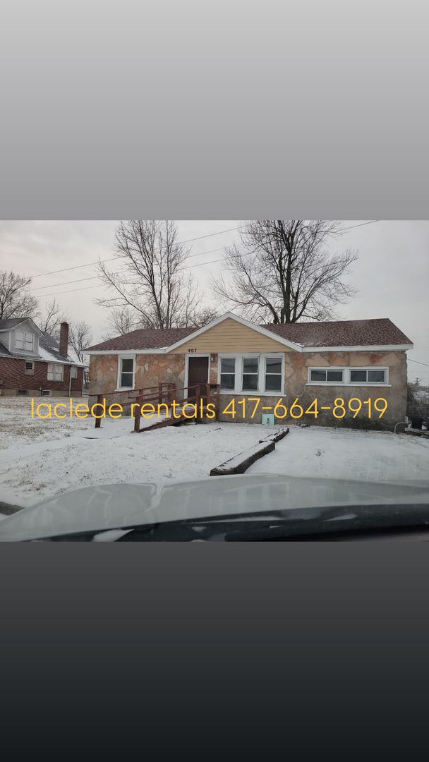 Lebanon House: 407 Beckett