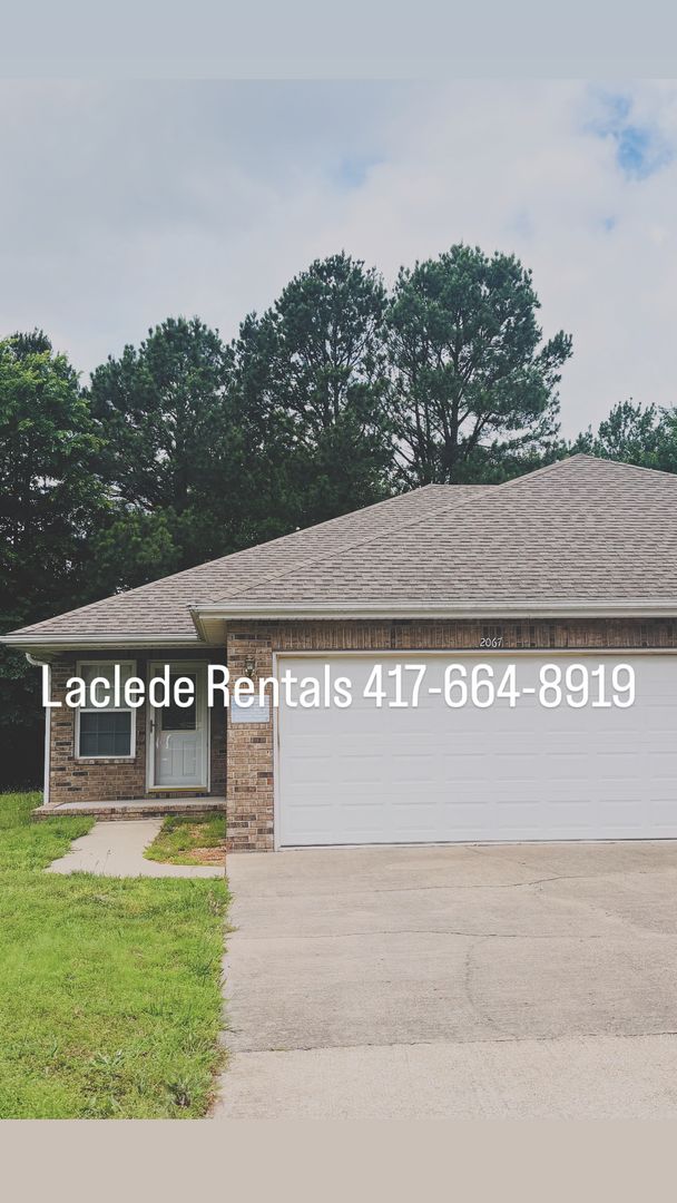 Lebanon House: 2067 Highland Drive