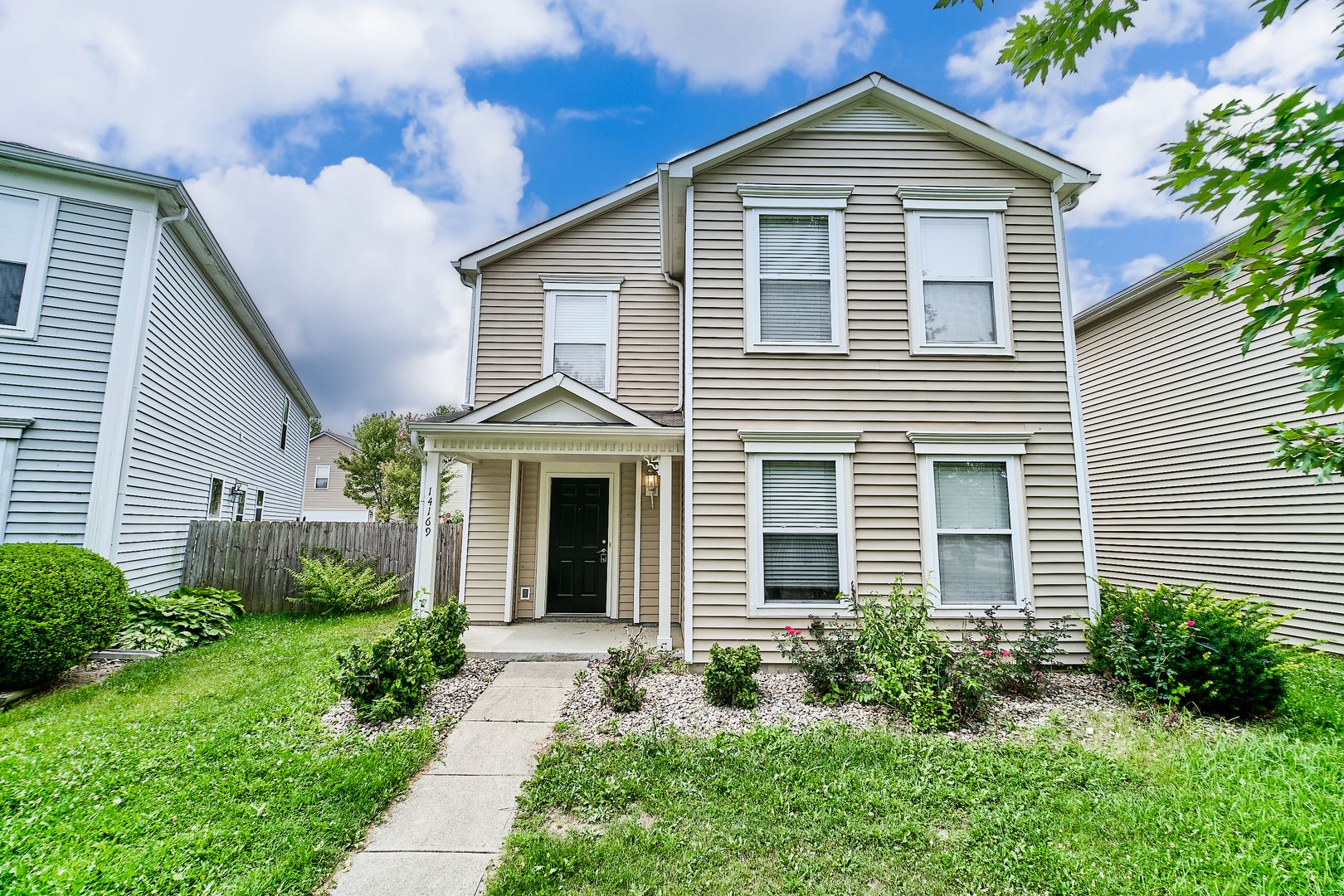 Noblesville House: 14169 Clapboard Dr.