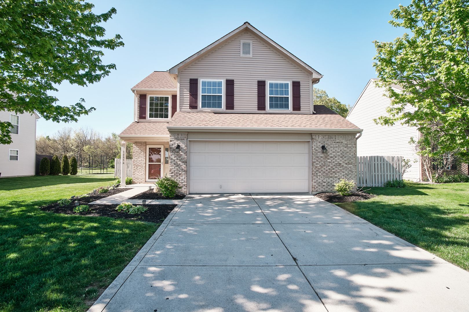 Fishers House: 10856 Trailwood Dr