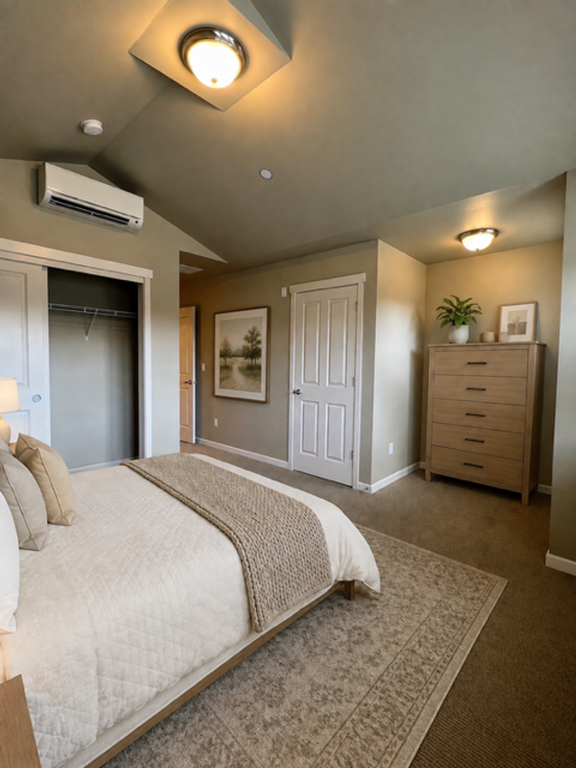 Red Leaf Townhomes/Dobbin Plays, LLC 2 of 12