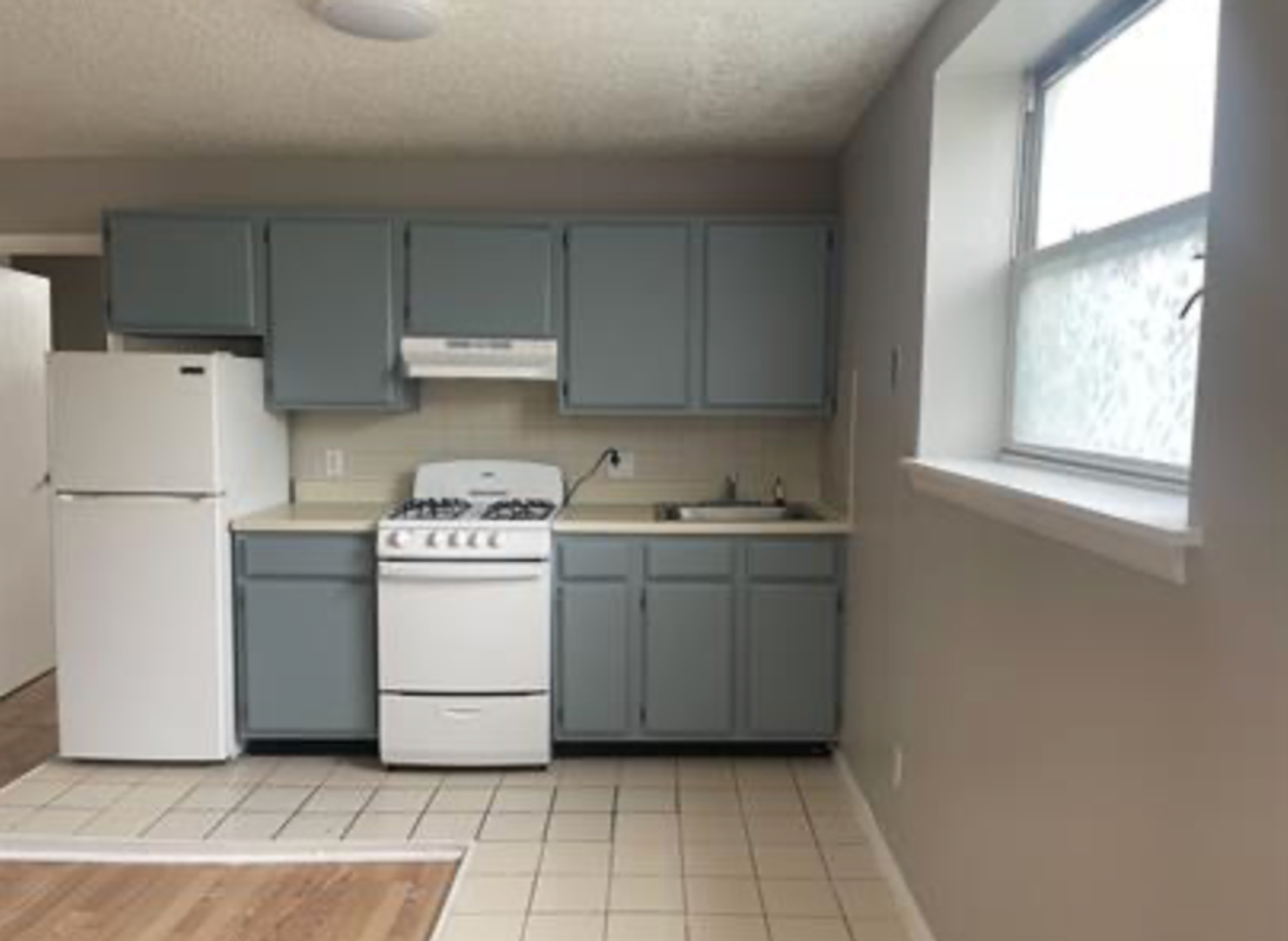 Philadelphia Apartment: 800 S. 7th St.
