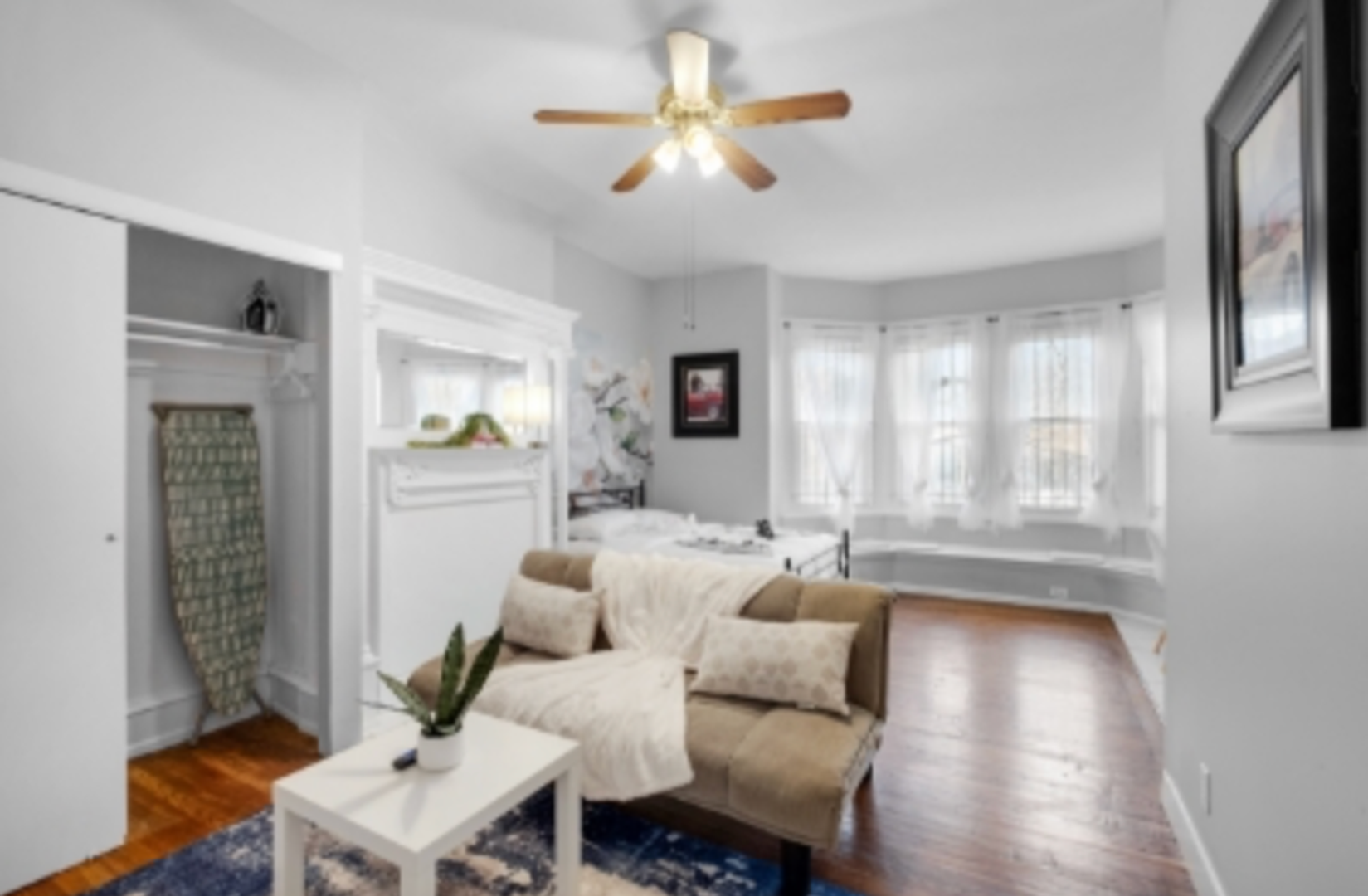 Philadelphia Apartment: 4040 Spruce St.