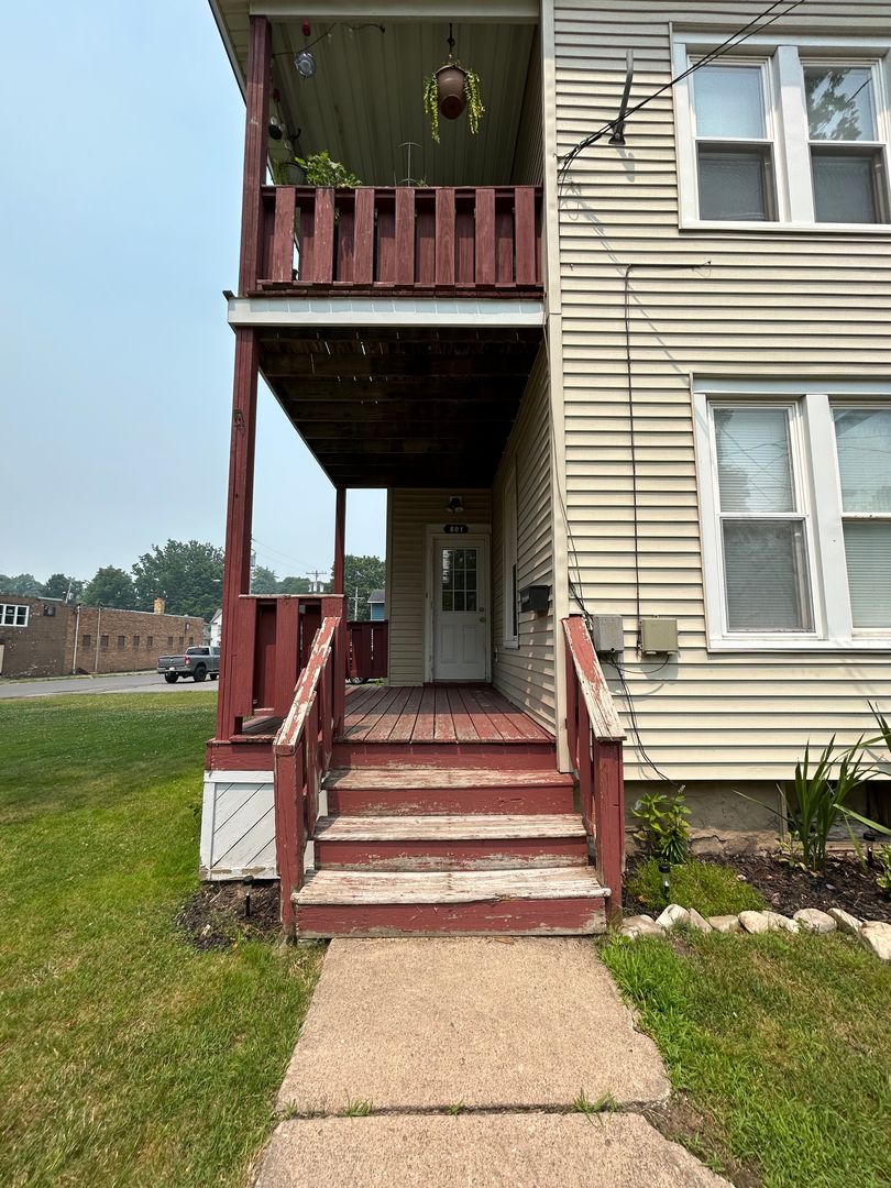 Fulton Apartment: 601-603 Utica St.