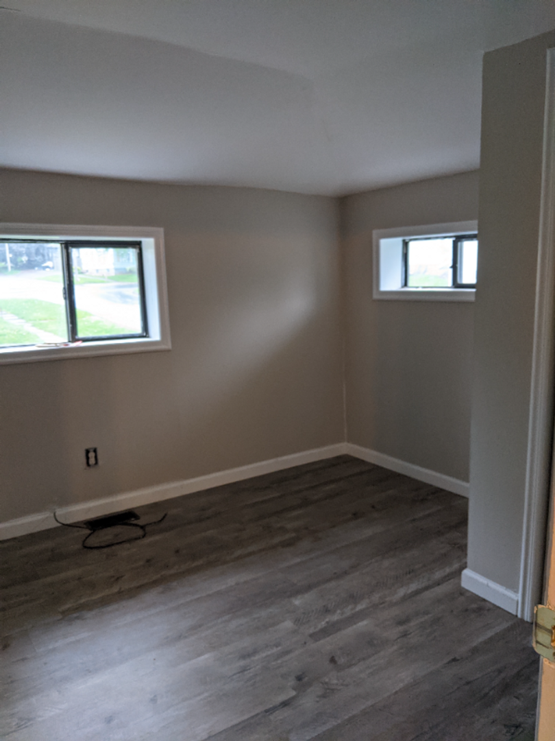 Fulton Apartment: 9-11 N 4th St.