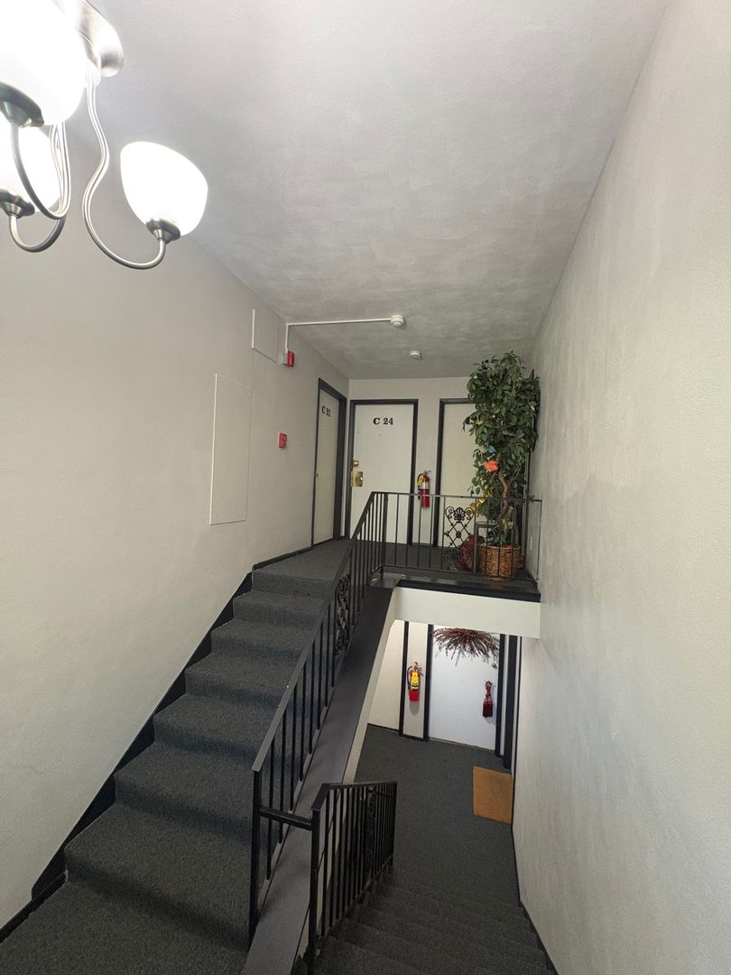 Peoria Place Apartments 3 of 8