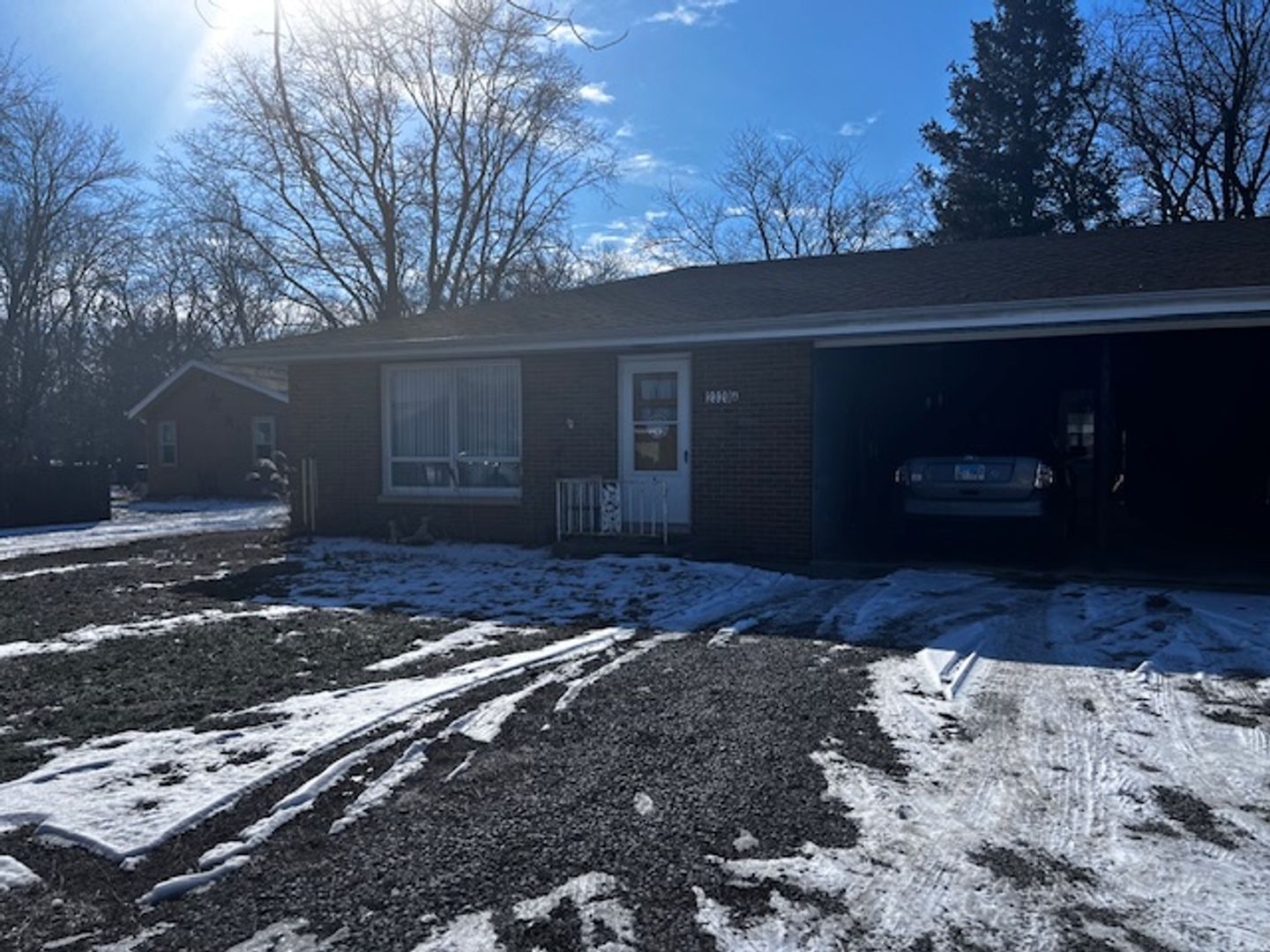 East Peoria Apartment: 2320 Springfield Road