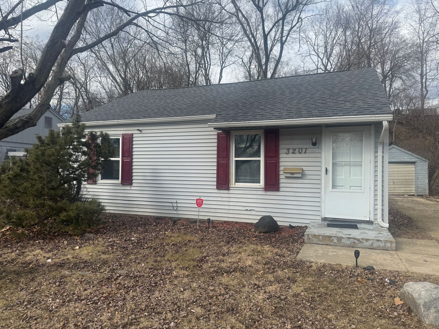 Peoria House: 3201 W Ann St