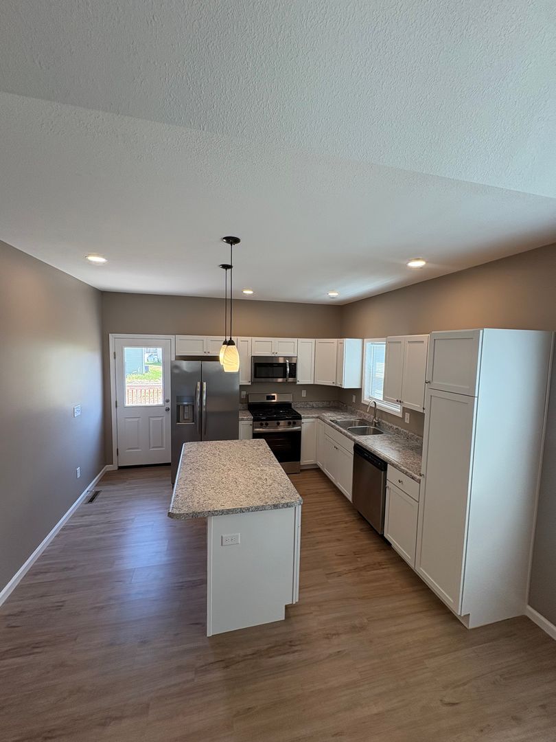 709 Stephanie Ct. 3 of 12