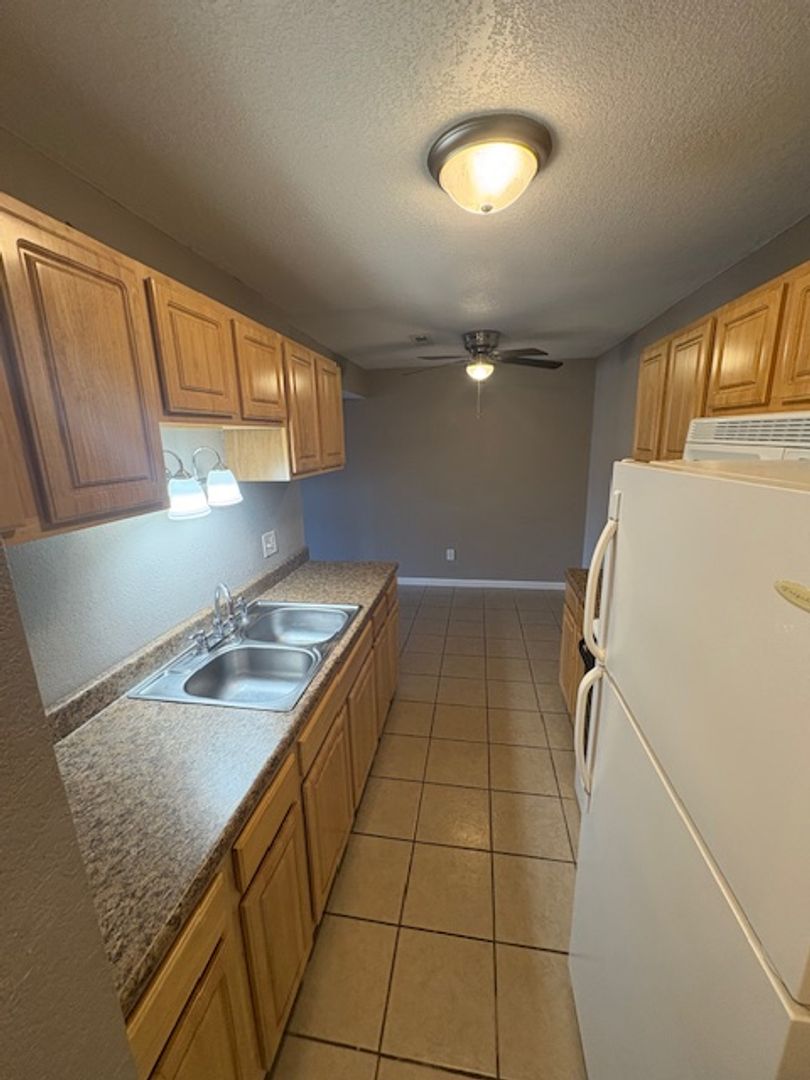 Peoria Apartment: 6517 N Lexington Dr