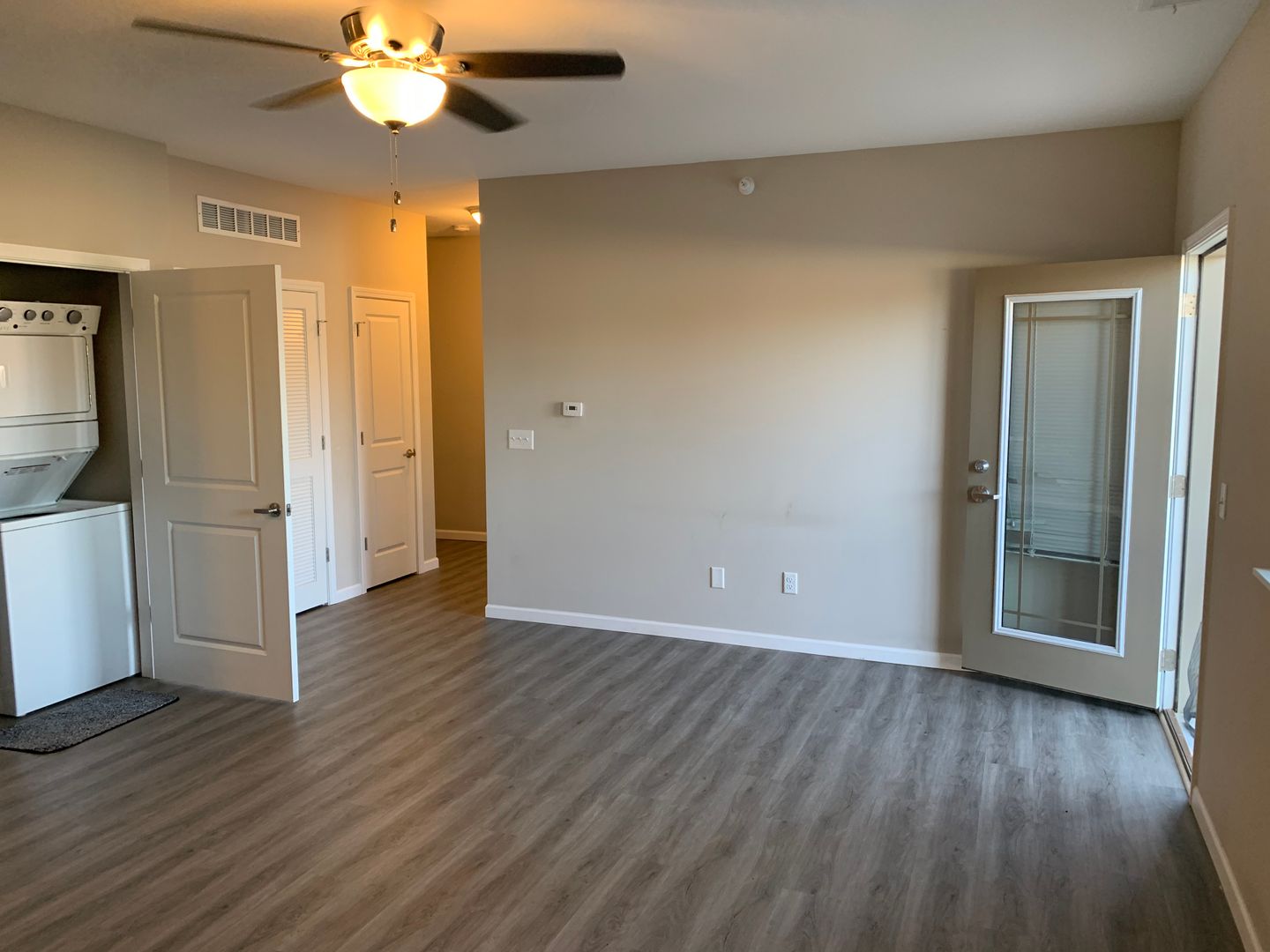 Washington Apartment: 100 Pheasant Run