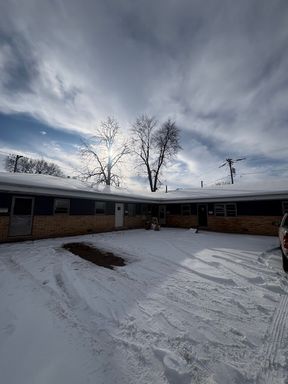1 Bedroom Apt in Pekin, IL