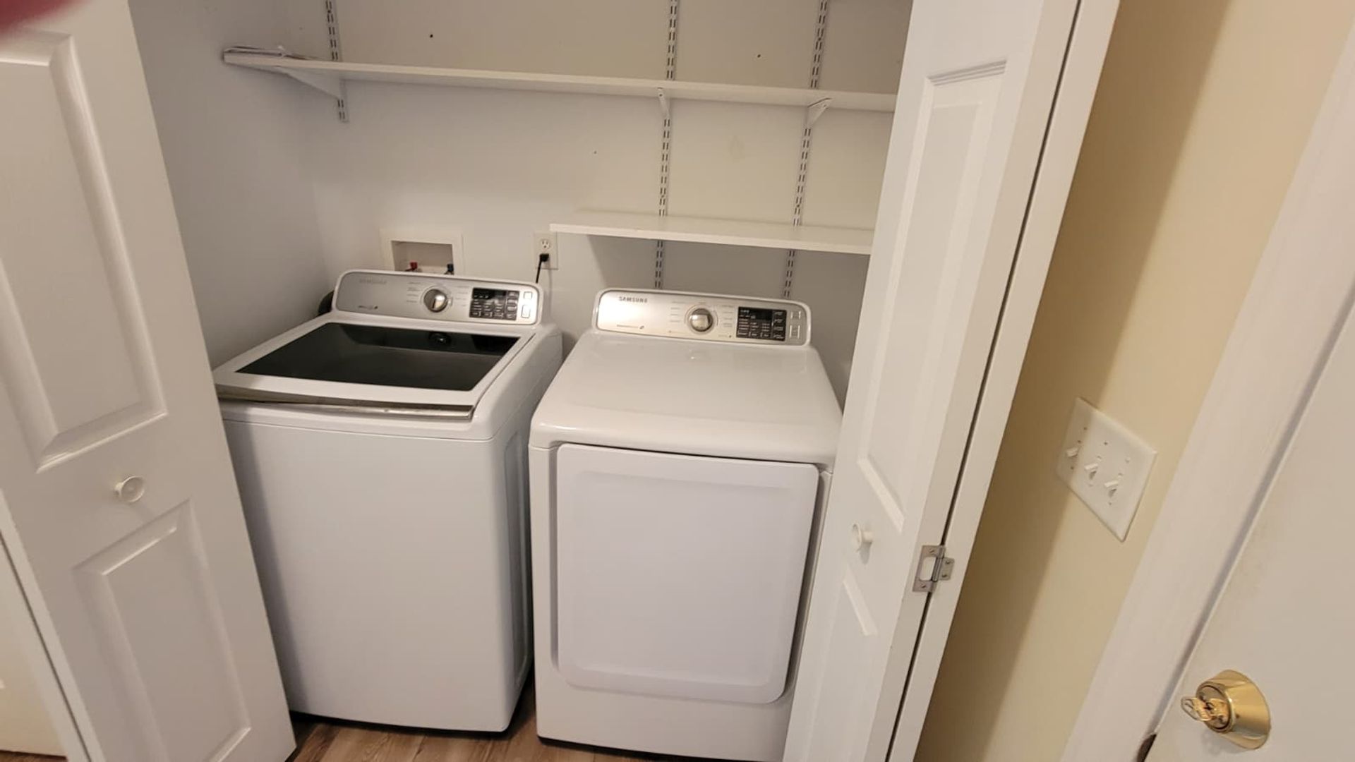 Laundry room at Fern Haven (137)