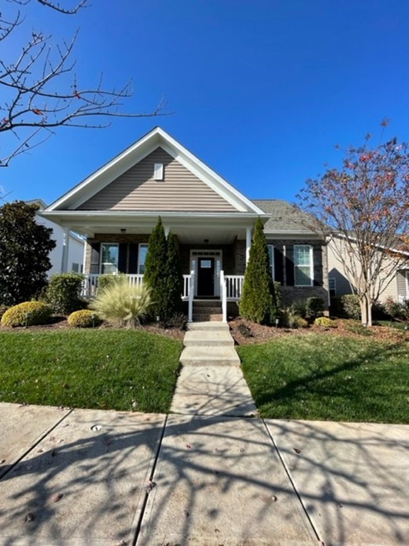 Cornelius House: 18223 Ebenezer Dr.