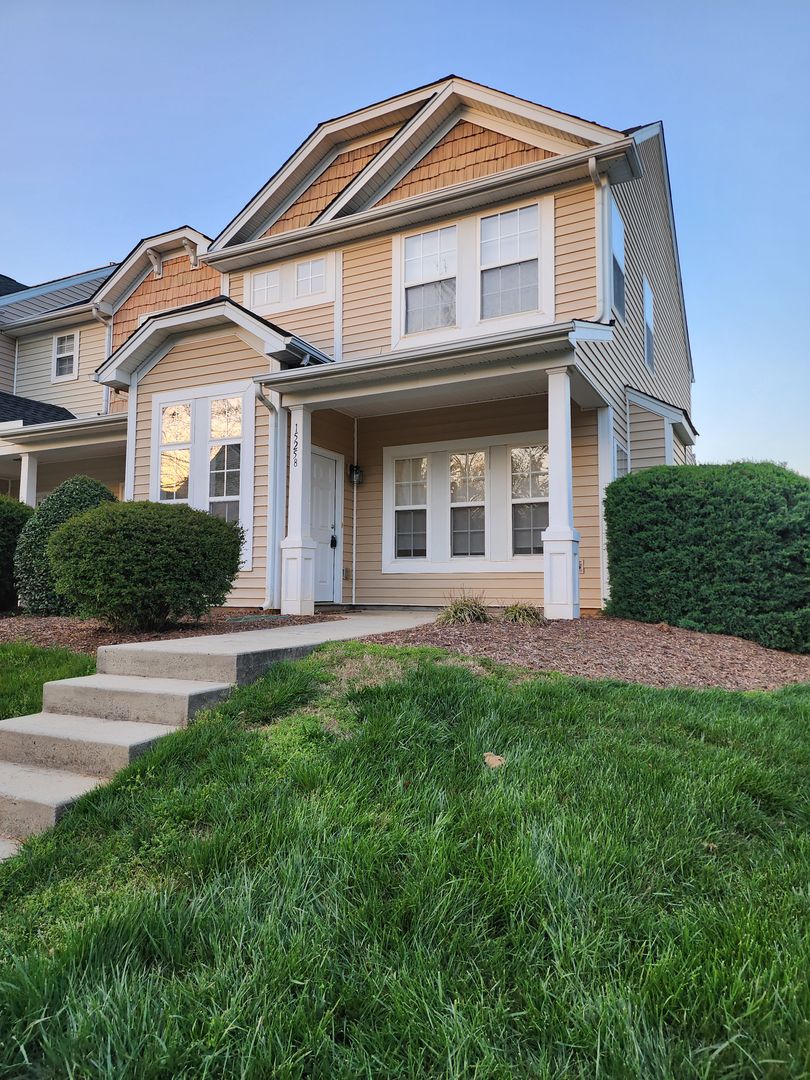 Cornelius House: 15258 Crossing Gate Dr.