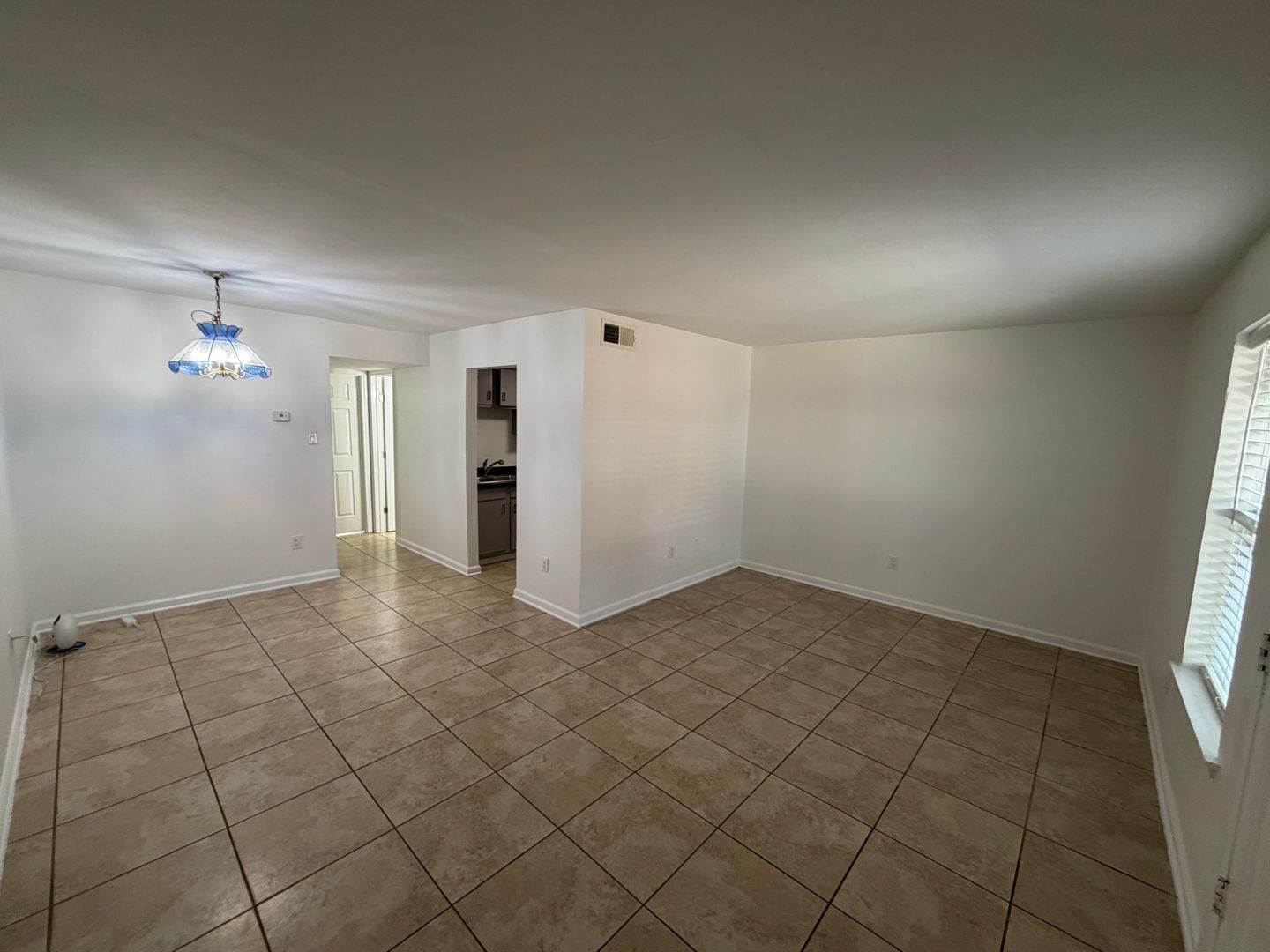 Metairie Apartment: 3700 Division Street