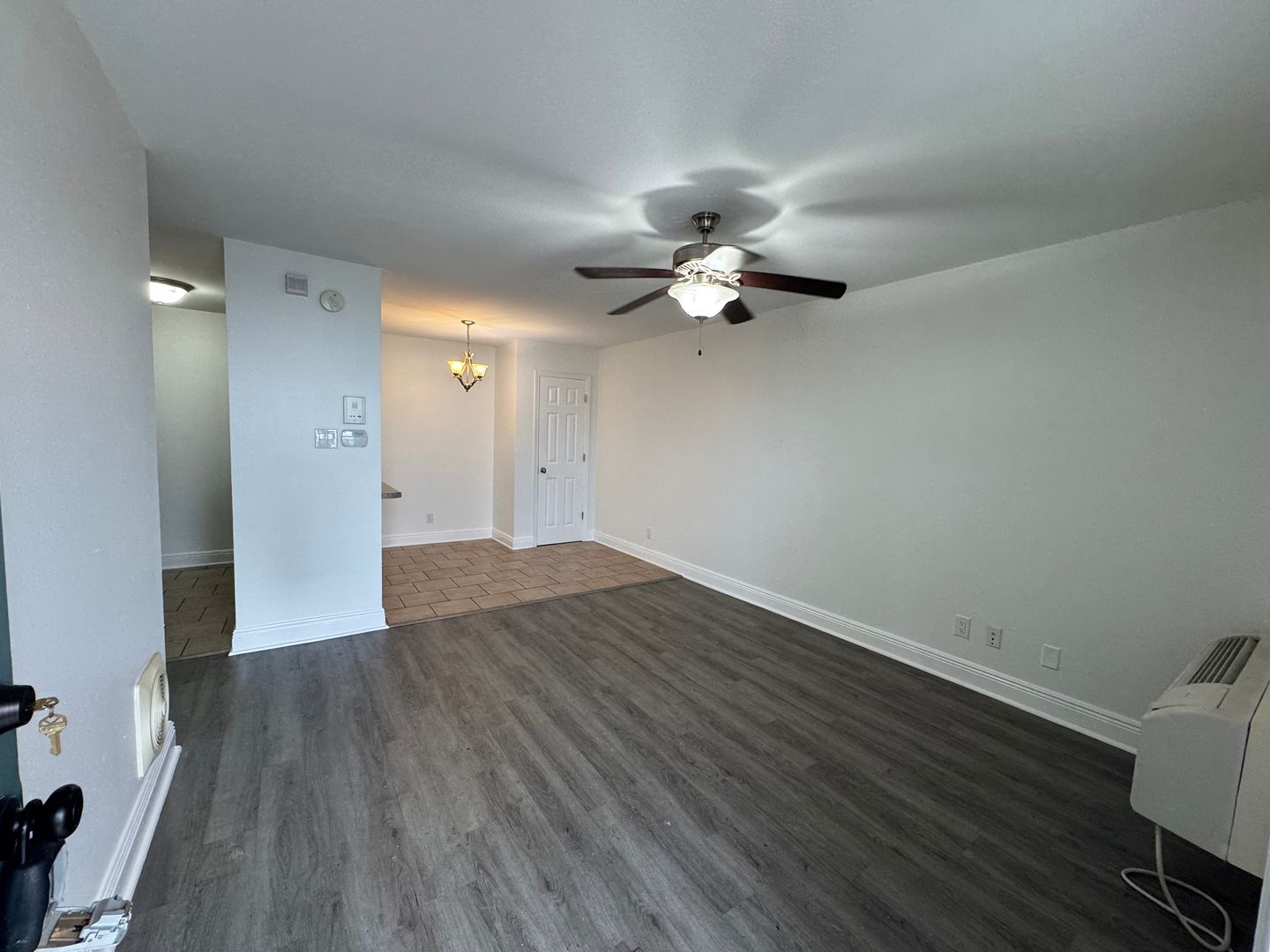 Metairie Apartment: 1011 Lake Avenue