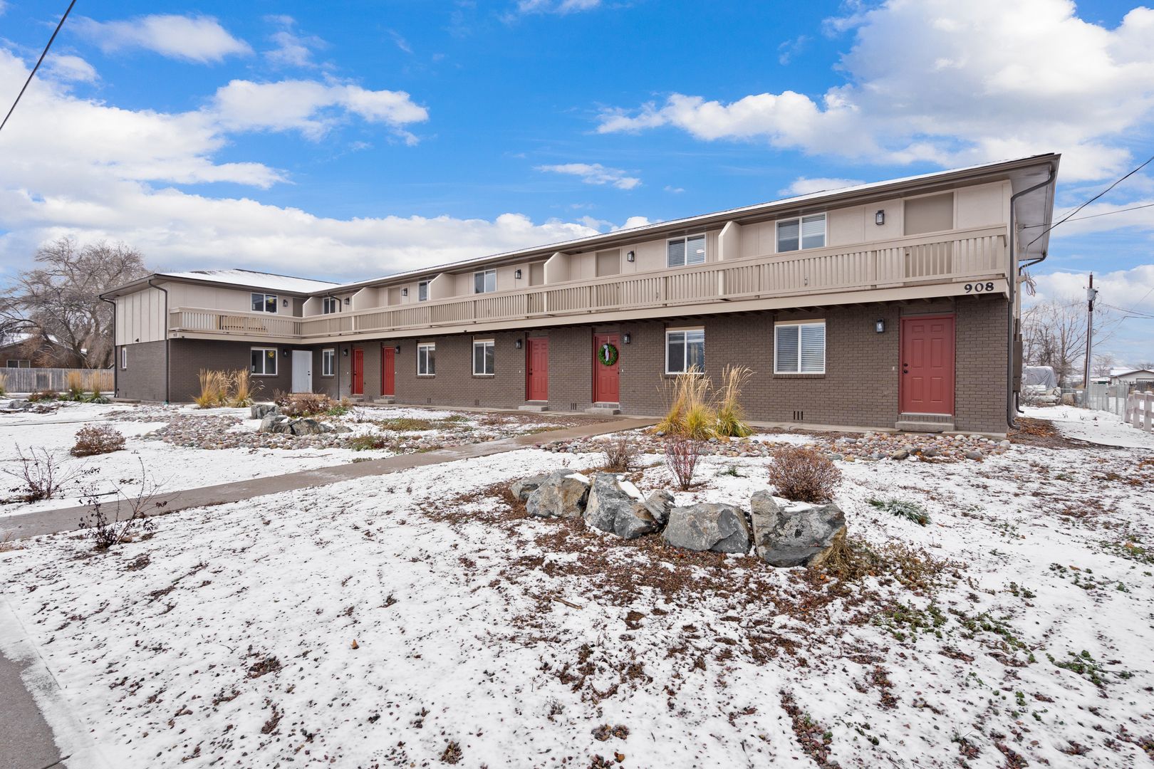 Polson Apartment: 908 2nd St W