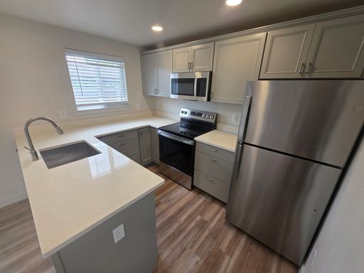 Tastefully remodeled 2 bdrm, 2.5 ba condo in Polson, MT!