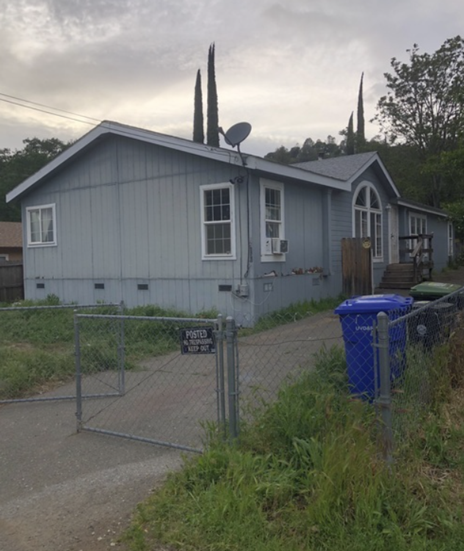 CLEARLAKE OAKS House: 12898 1ST ST