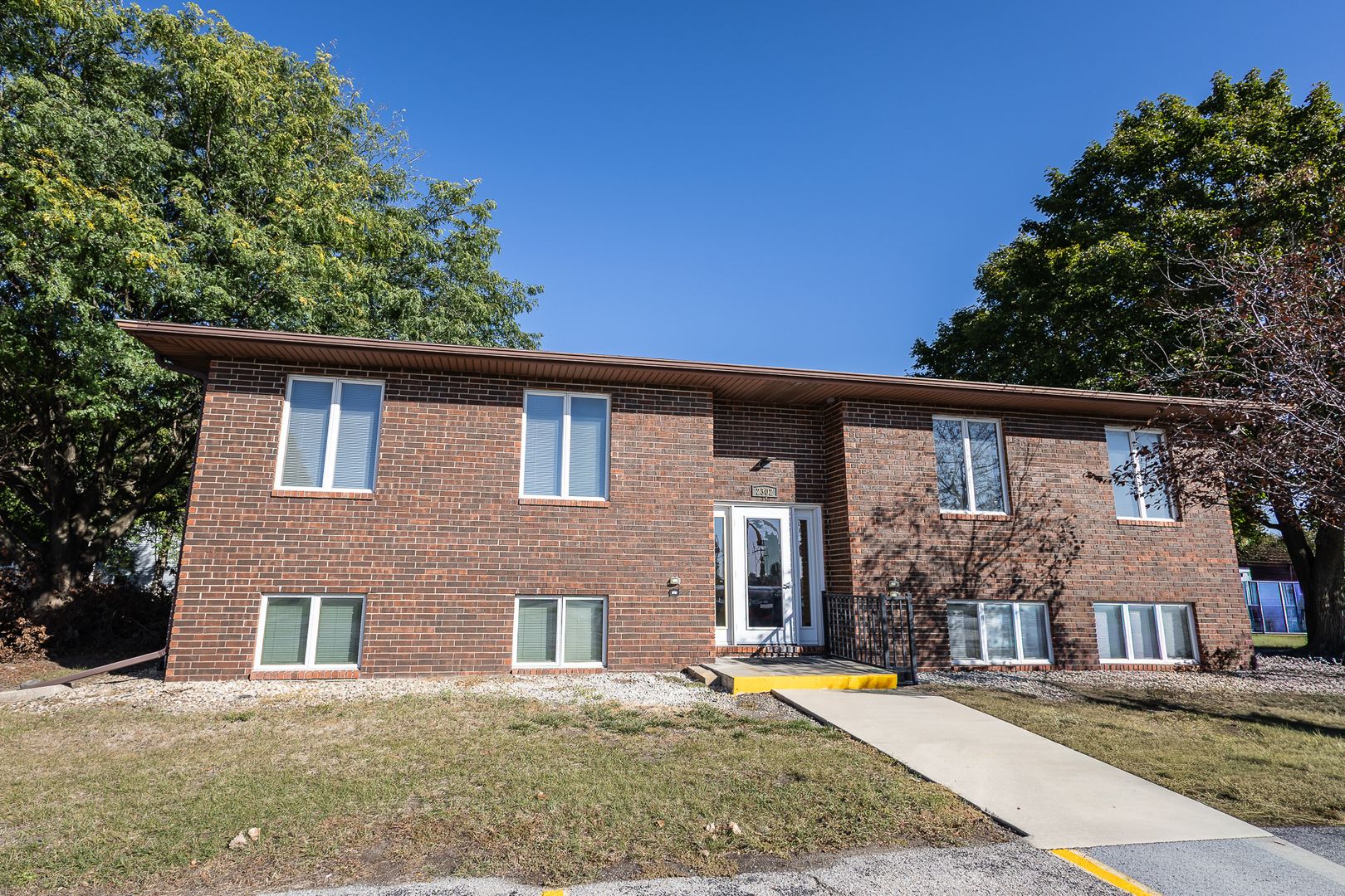 Clear Lake Apartment: 2302 14th Ave. N.