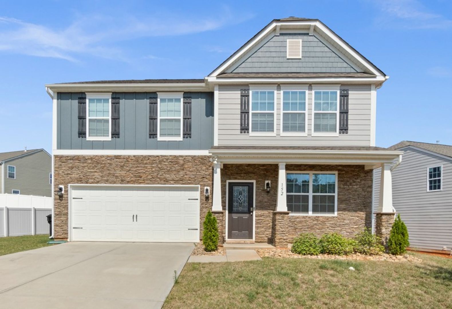 Mooresville House: 152 Atwater Landing Drive
