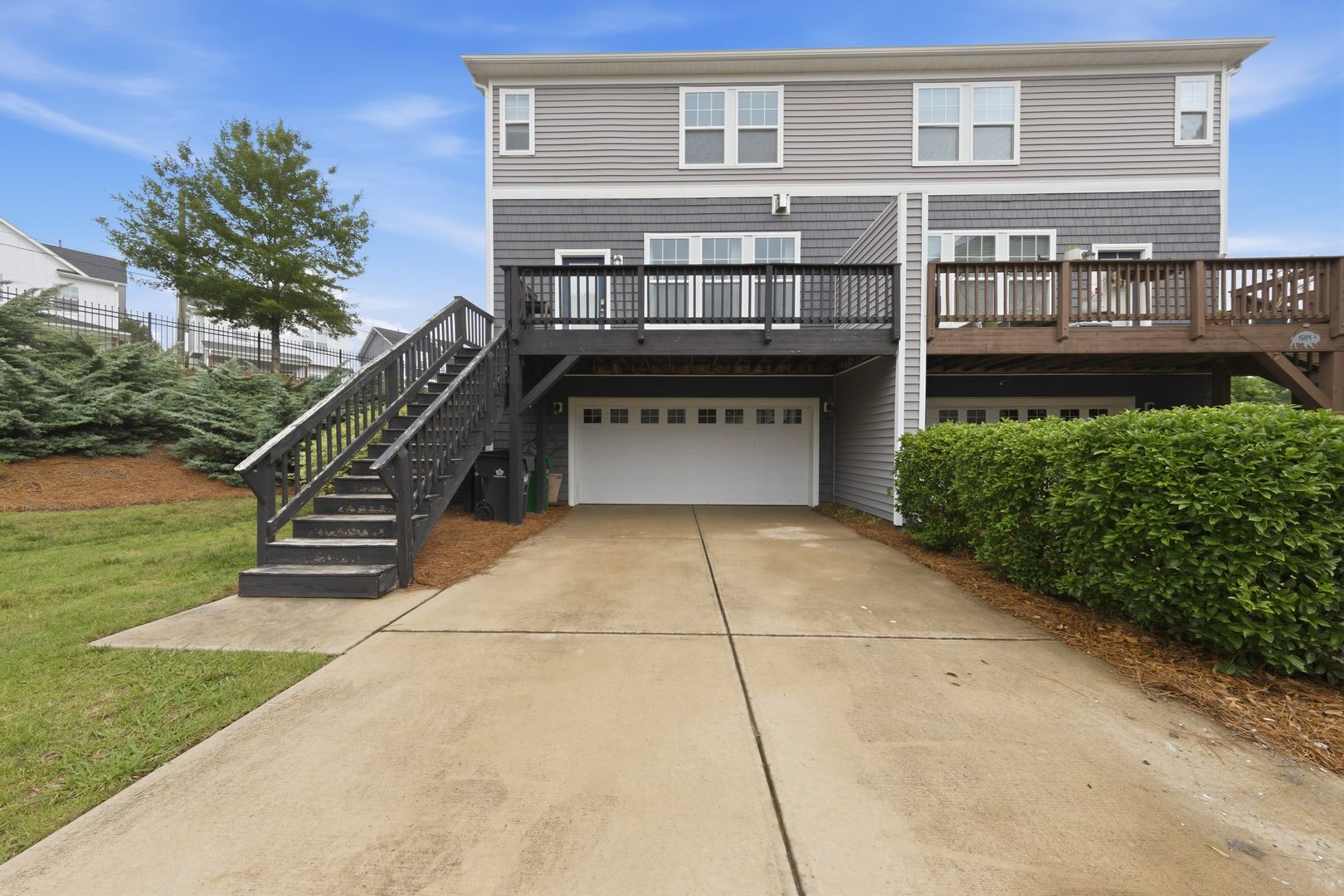 Charlotte House: 1502 Sharon Road W,