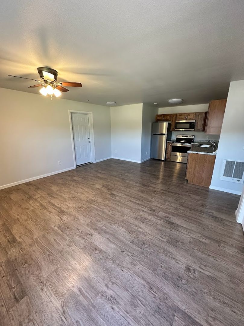 Bemidji Townhome: 3730 Birchfield Lane SW