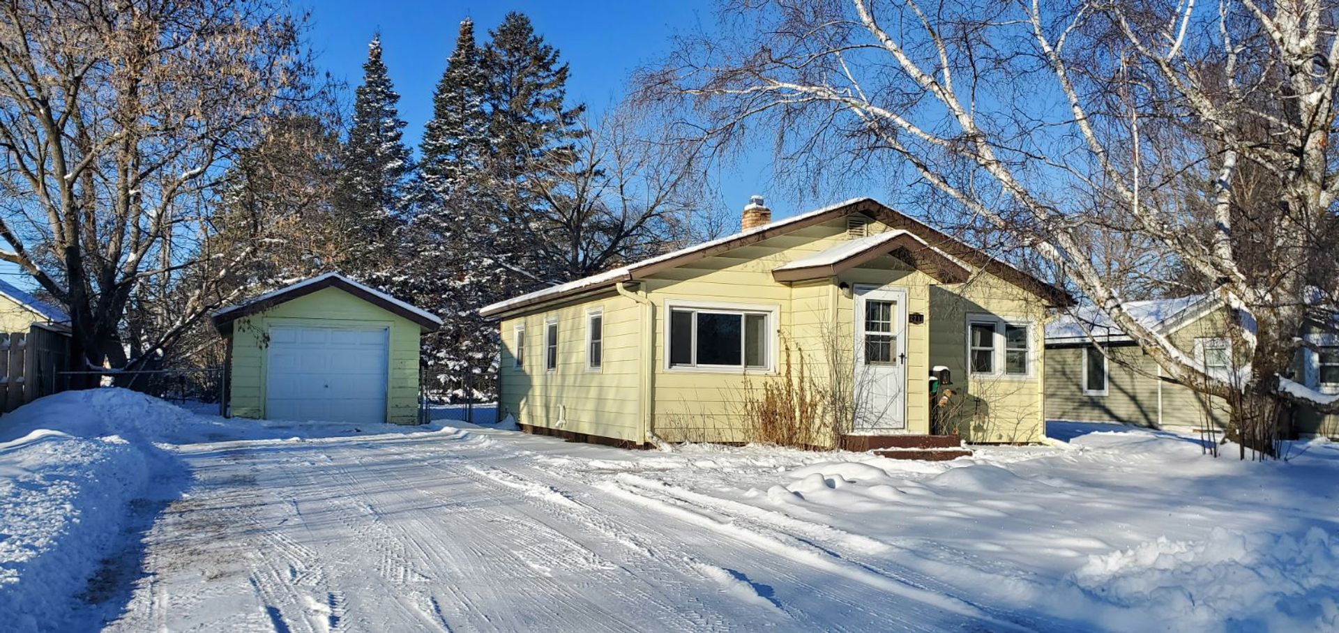 Bemidji House: 2711 Beltrami Ave NW