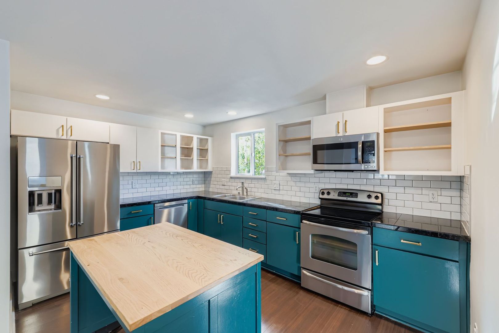 Seattle Townhome: 226 24th Ave E Unit B