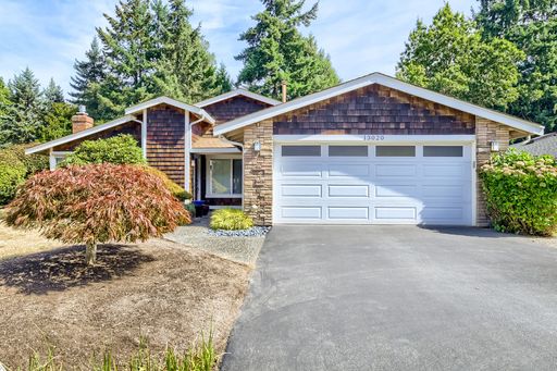 Updated Kirkland Home with Expansive Private Backyard! – photo 1