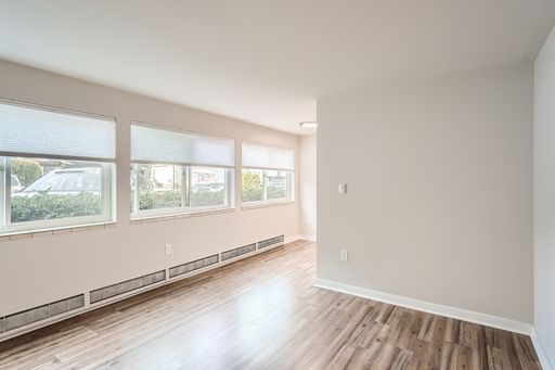 Spacious Updated Alki Studio Steps from the Beach! – photo 1