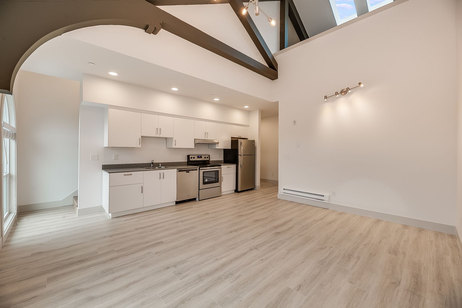 Seattle Apartment: 3902 S Ferdinand St