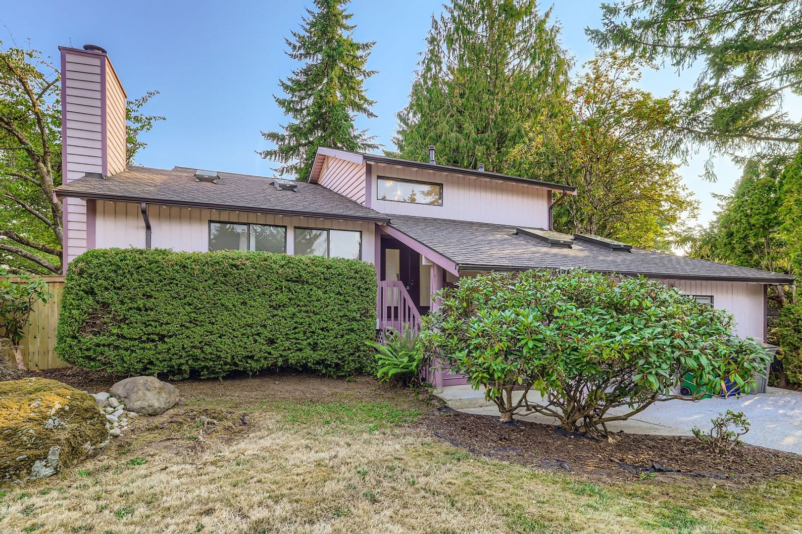 Kirkland House: 8129 NE 131st St