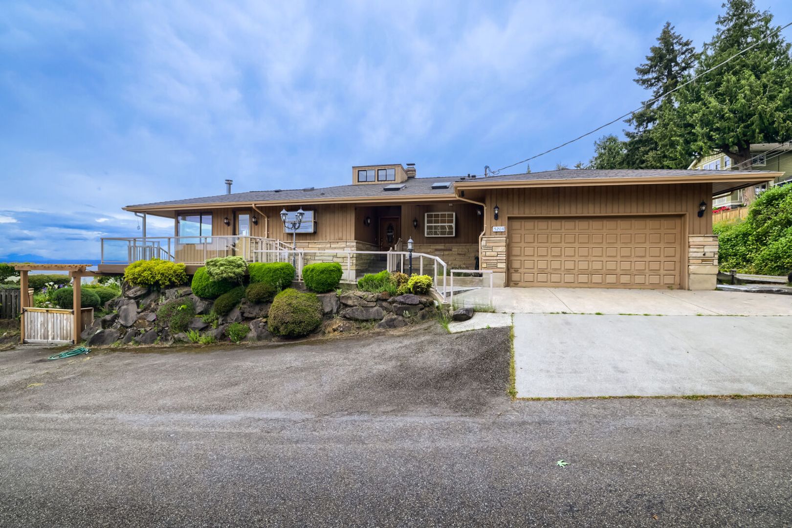Seattle House: 5204 SW Pritchard St