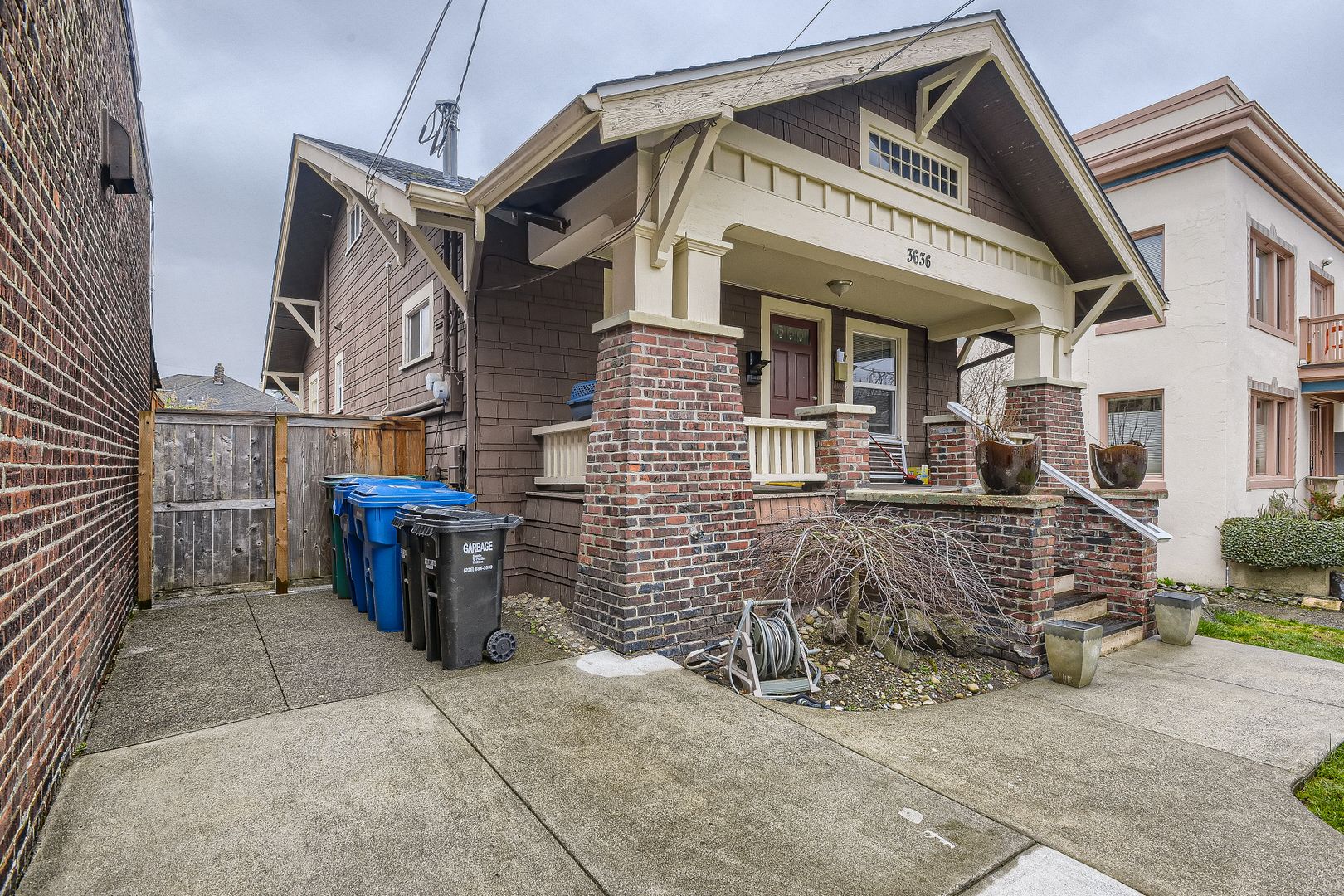 Seattle Apartment: 3636 Wallingford Ave N Unit C