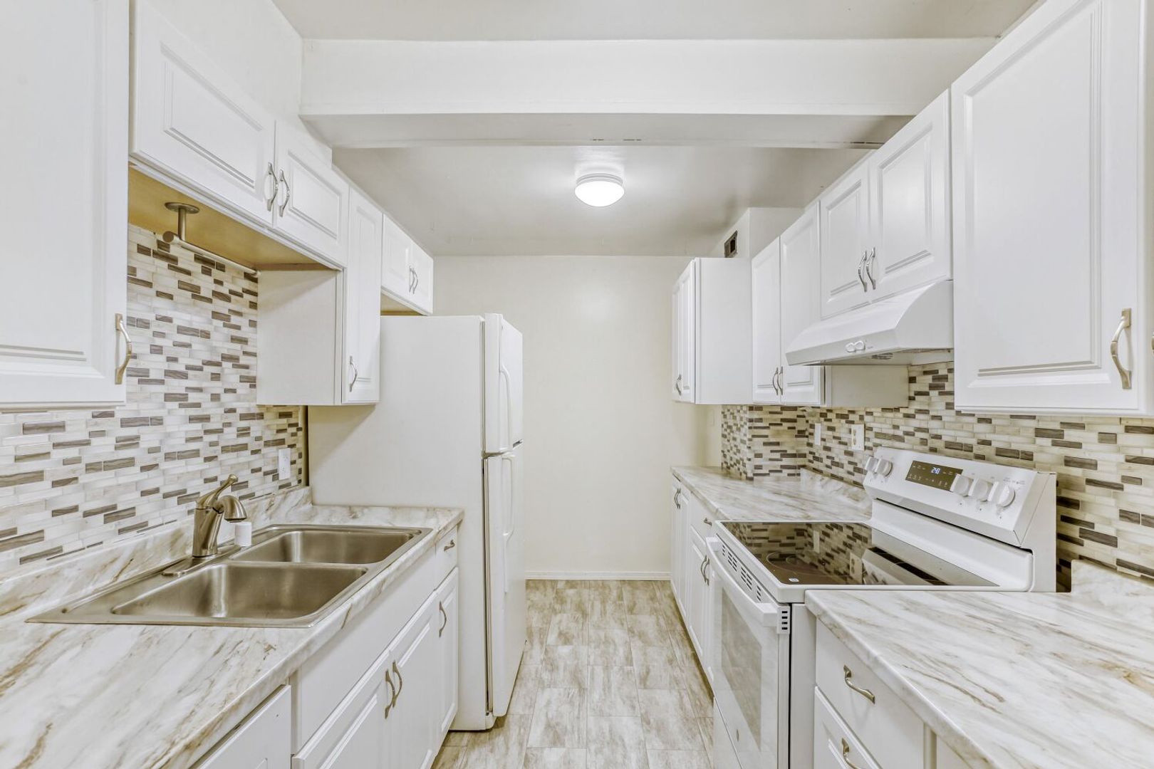 Shoreline Apartment: 1232 Ne 145th St.