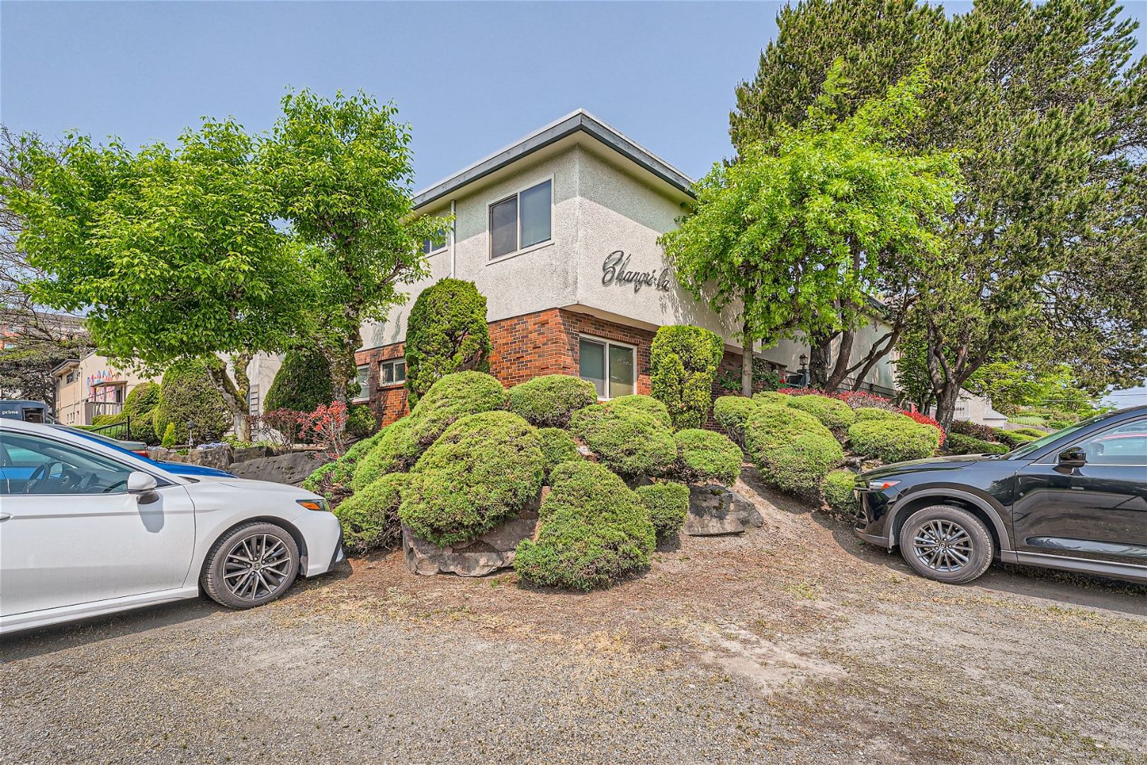 Seattle Apartment: 12301 33rd Ave NE