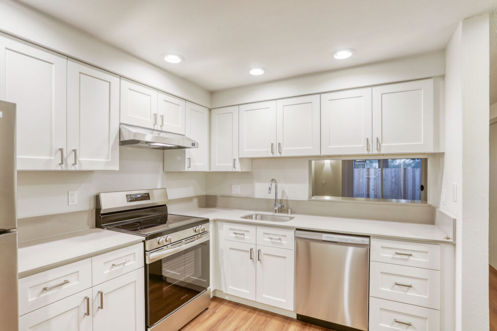 Issaquah Apartment: 225 SW Clark St