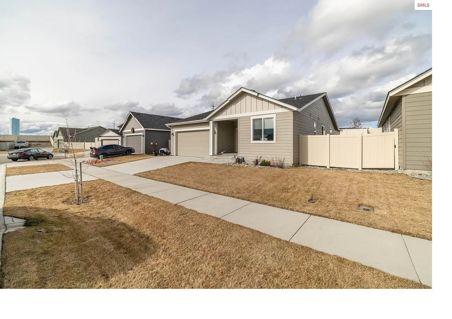 Post Falls House: 5265 W Gumwood Circle
